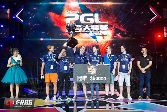 Esport winner sweden team celebrating on the stage