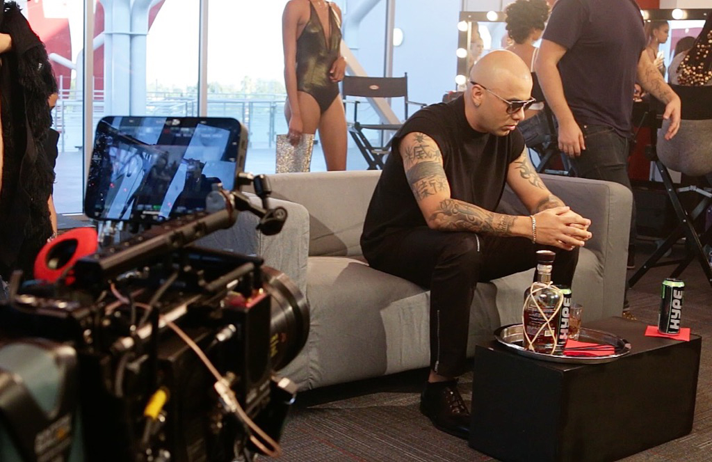 Wisin on the shoot.